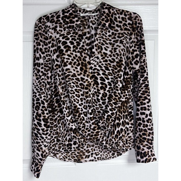 All in Favor Shirt S Cheetah Print Twist Front Button Up High Low Hem Blouse - Picture 1 of 9